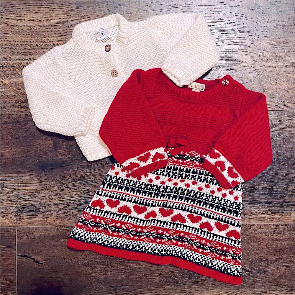 5/25$ 3/6M Holiday sweaters ❤️